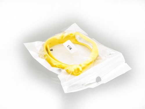 Ремешок для Xiaomi Band 3/4 Sport желто-белый оптом, в розницу Центр Компаньон фото 2