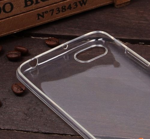 Чехол-накладка для XIAOMI Redmi 6A FASHION TPU 1мм 008291-1 прозрачный - оптовая продажа фото 2 Чехол-накладка для XIAOMI Redmi 6A FASHION TPU 1мм 008291-1 прозрачный - фото фото 2