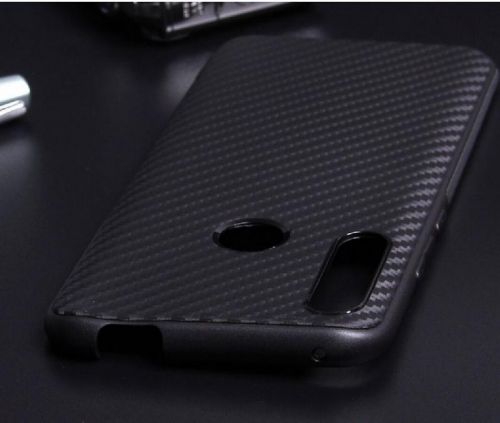 Чехол-накладка для HUAWEI Nova 5 CARBON TPU черный - оптовая продажа Чехол-накладка для HUAWEI Nova 5 CARBON TPU черный - фото