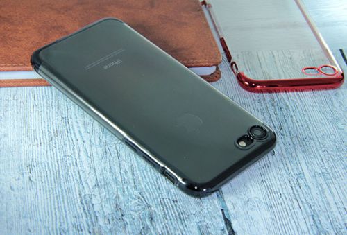 Чехол-накладка для iPhone 7/8/SE ELECTROPLATED TPU DOKA черный - оптовая продажа фото 3 Чехол-накладка для iPhone 7/8/SE ELECTROPLATED TPU DOKA черный - фото фото 3
